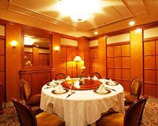 四川 上海 薬膳料理 個室の宴 アイニンファンファン